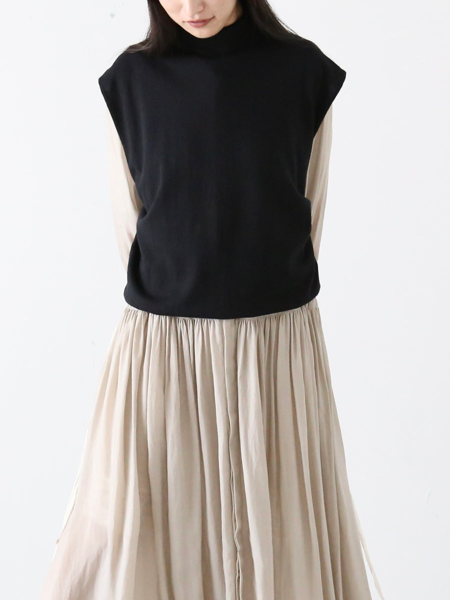 ロンハーマン取扱い　デミリー　カシミヤ100%　ハイネックニット　フレアスリーブ ロンハーマン取扱い デミリー カシミヤ100% ハイネックニット フレア