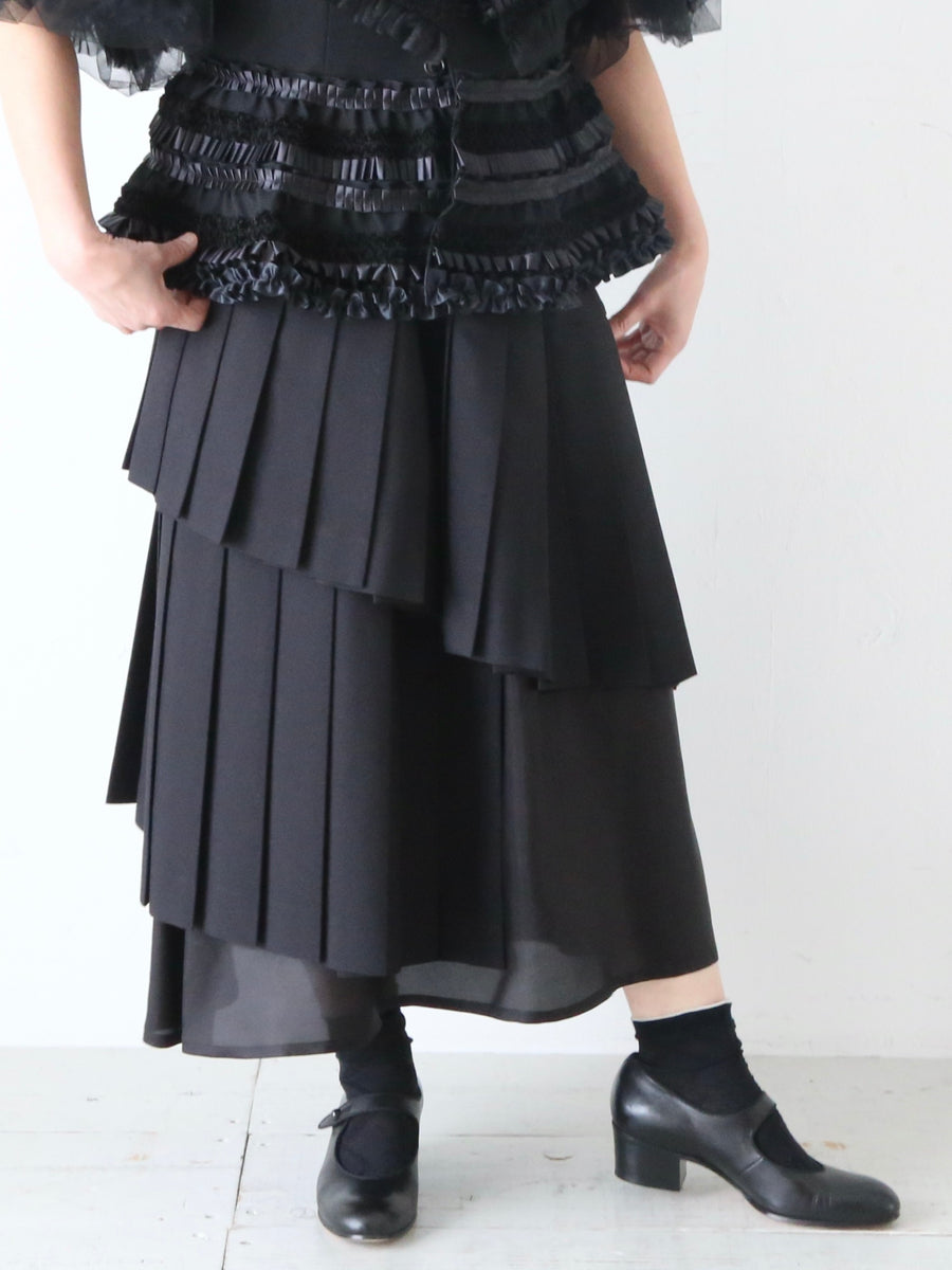 noir kei ninomiya ウール エステル ギャバジン スカート 螺旋プリーツ
