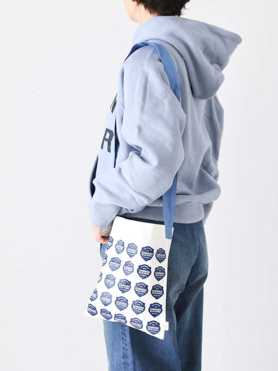 R&D.M.Co- ネイビー ショルダーバッグ R＆D.M.Co-｜ショルダーバッグ TRADEMARK SHOULDER BAG