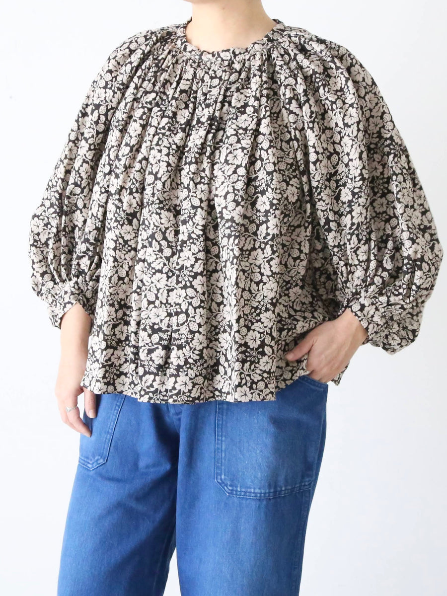 新品未使用　R&D.M.Co- リネン100% ギャザースモック R&D.M.Co- オールドマンズテーラー : DENSELY LINEN GATHER SMOCK
