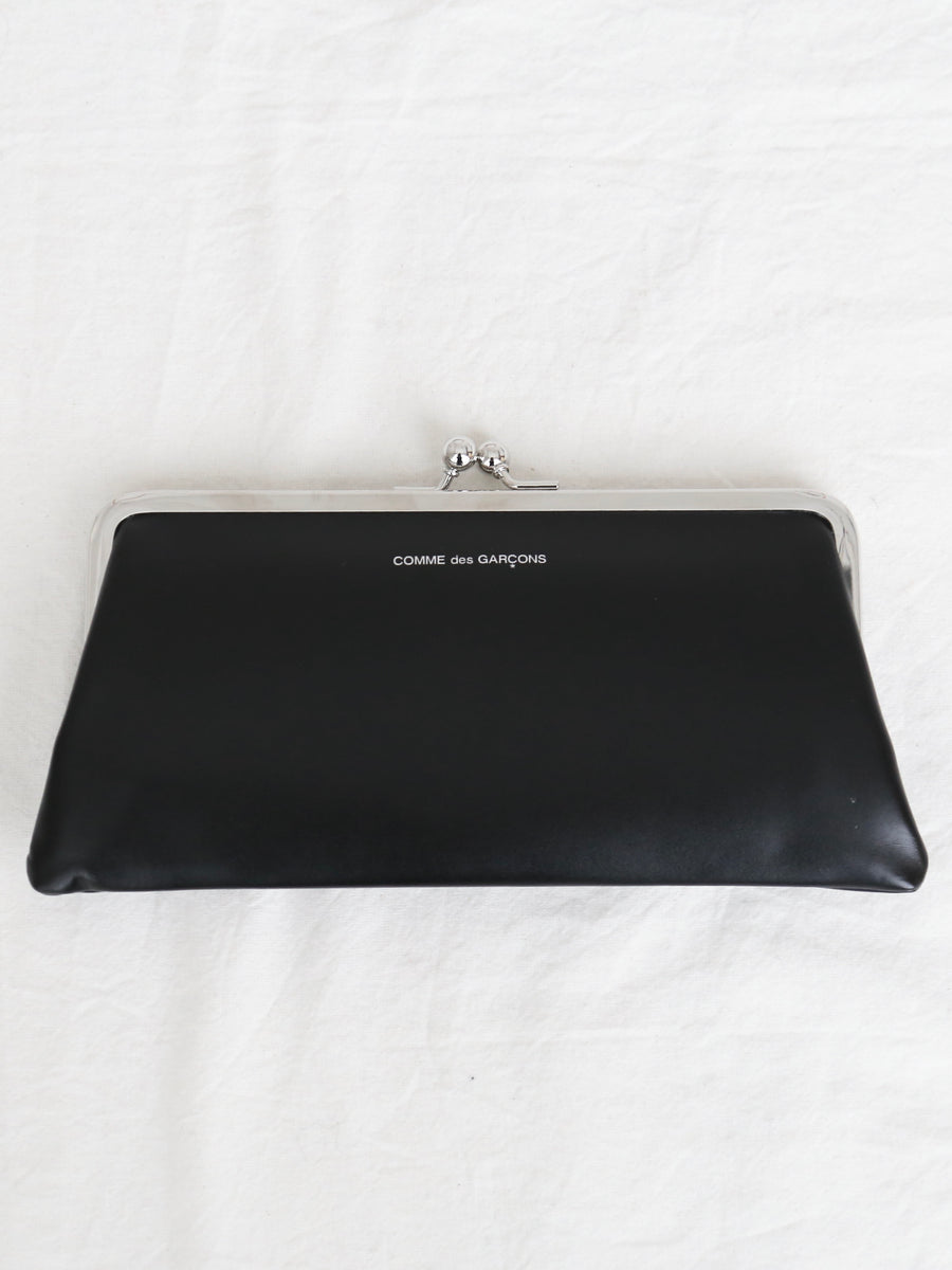 Wallet COMME des GARCONS キスクラプス(L) [8Z-C073-051] – CREER