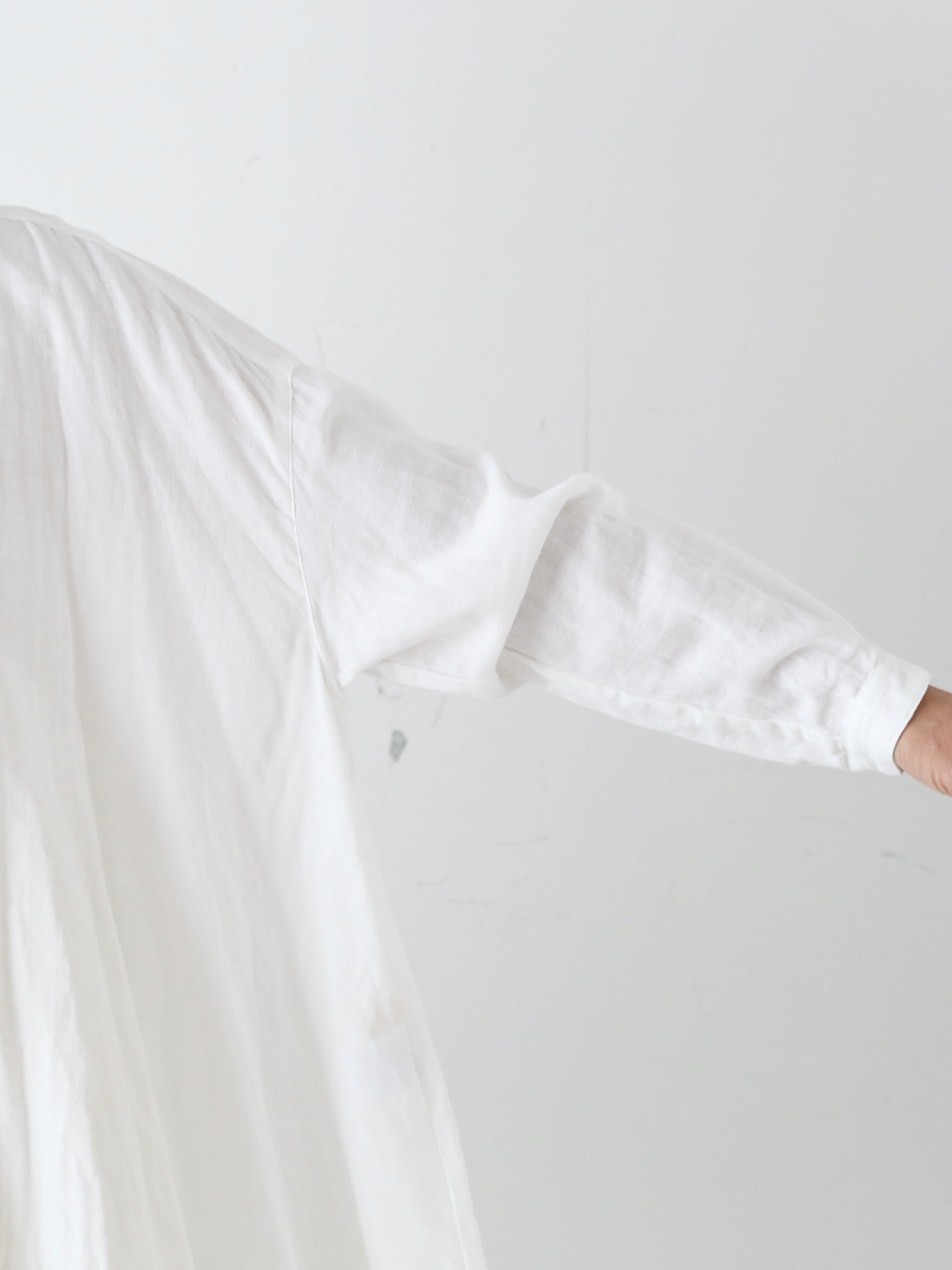 suzuki takayuki ラッフルブラウス [A261-16]