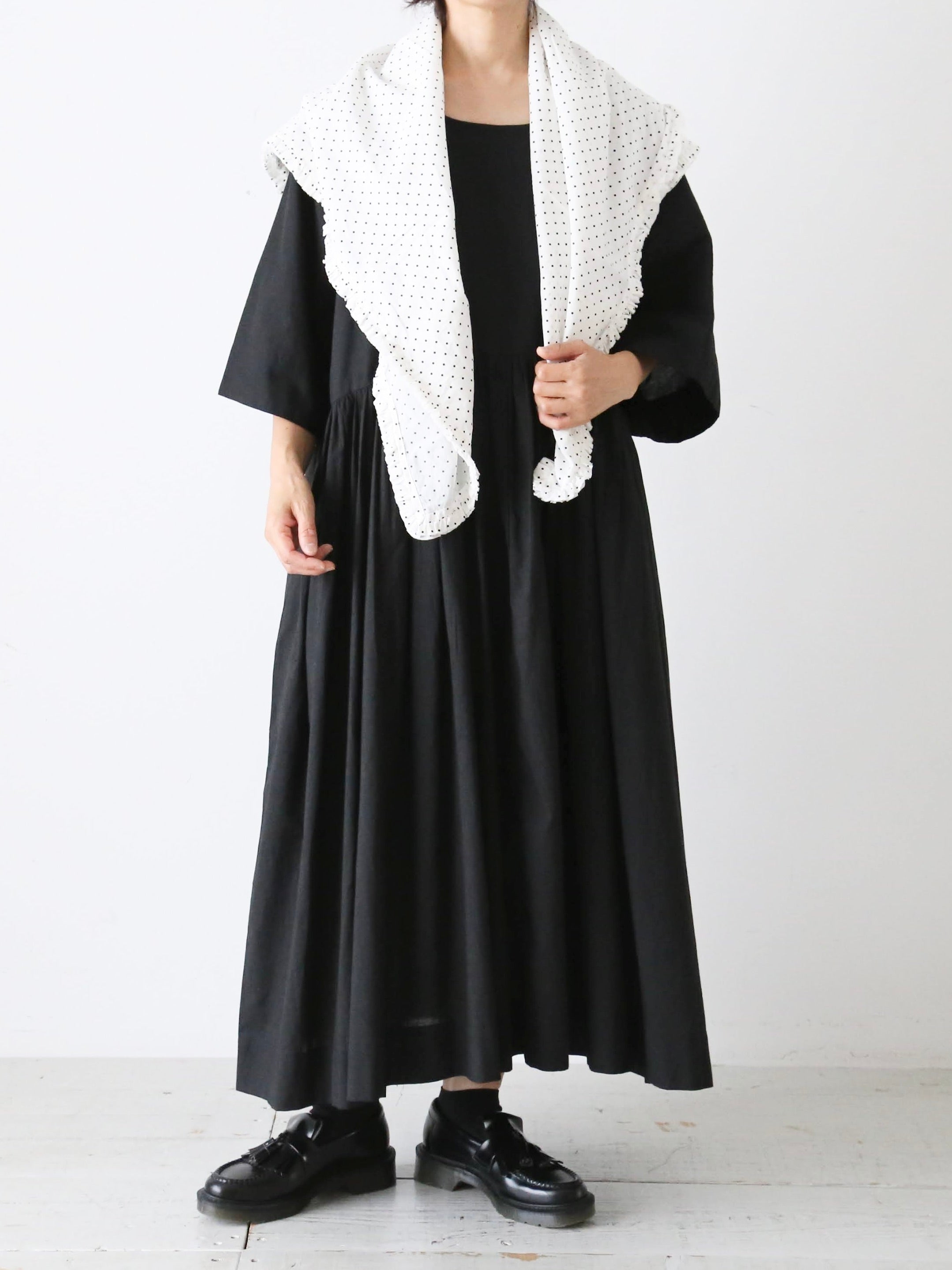 Veritecoeur ドットフリルストール(L) [VC-2750-L]