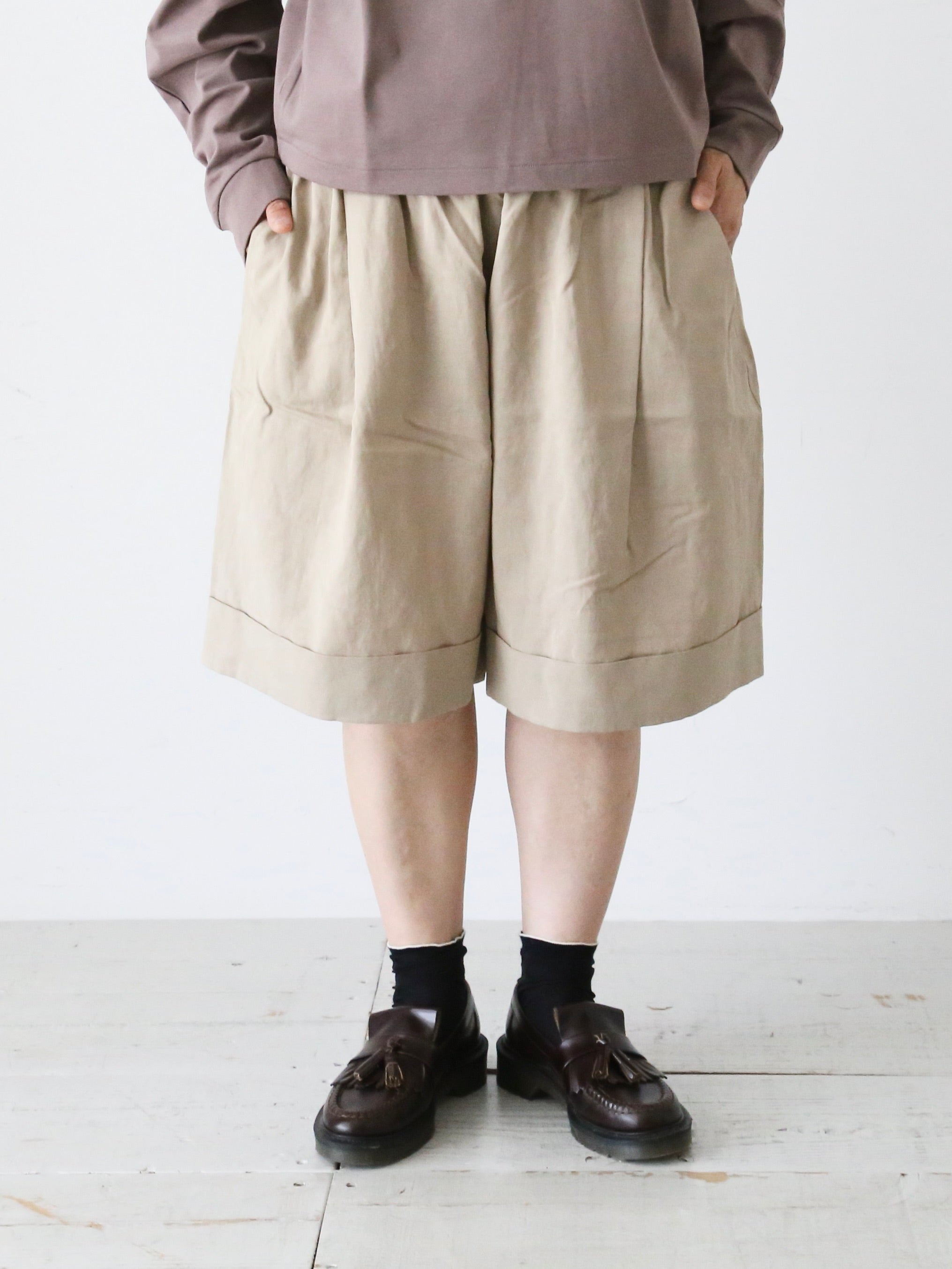 Veritecoeur ワイドタックショートパンツ [VC-2739]