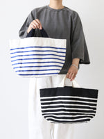 Load image into Gallery viewer, ALDIN Border Tote Bag [8-159]
