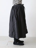 画像をギャラリービューアに読み込む, R&amp;D.M.Co- ガーメントダイタックギャザースカート [7991]
