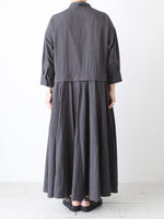 Load image into Gallery viewer, Veritecoeur Flare Tuck Chambray Dress [VC-2819]
