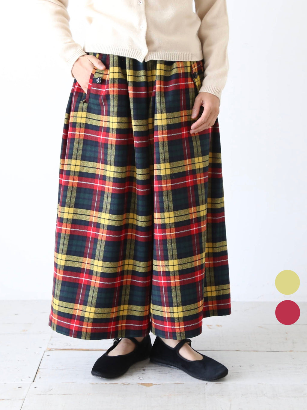 とまと SHIRTベルト➕taoスカート2点まとめ売り とまと SHIRTベルト➕taoスカート2点まとめ売り tao ( tricot