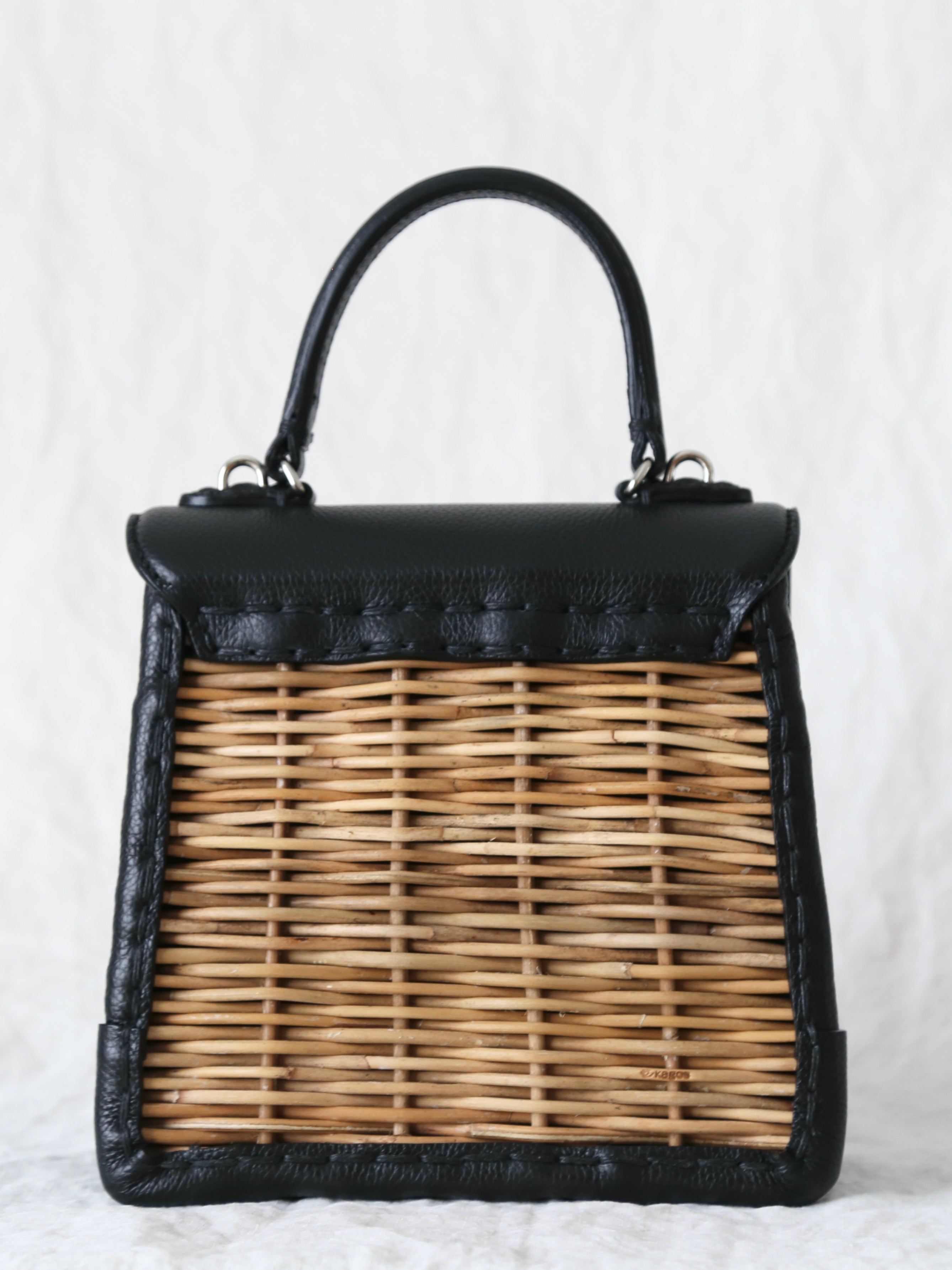 ebagos フニュシュリンクハンドバッグS [16528BK] – CREER