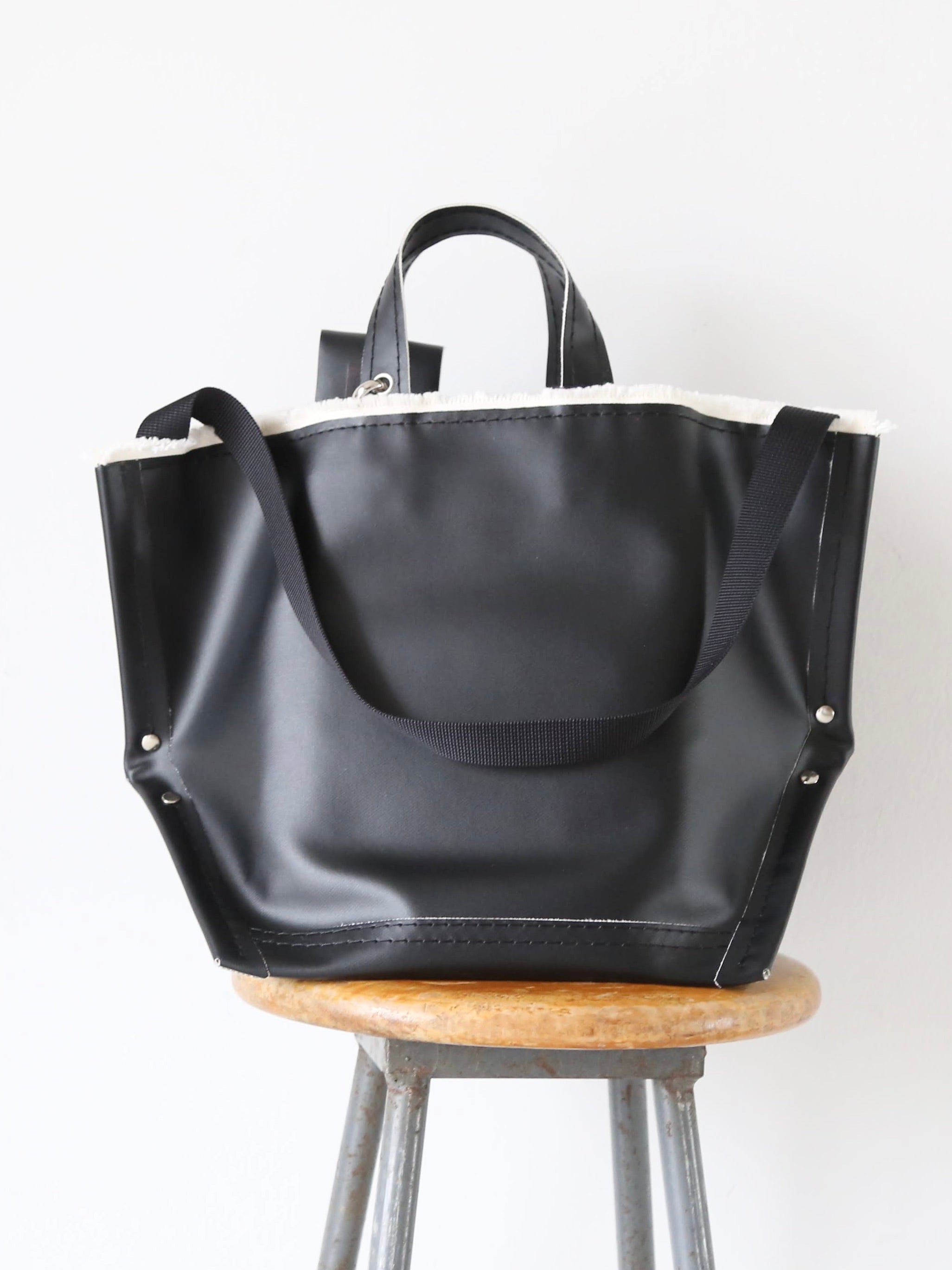 ebagos Y字トートM・6号PVCキャンバス(IVBK) [15608]