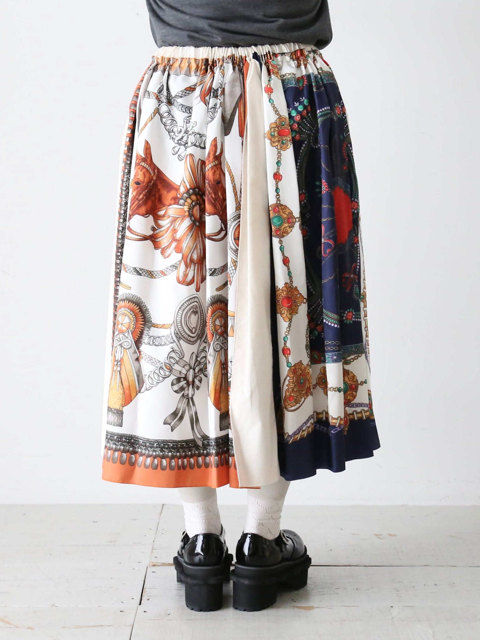 tao エステルスカーフ柄プリントMIXスカートB柄 [TP-S016-051-B]