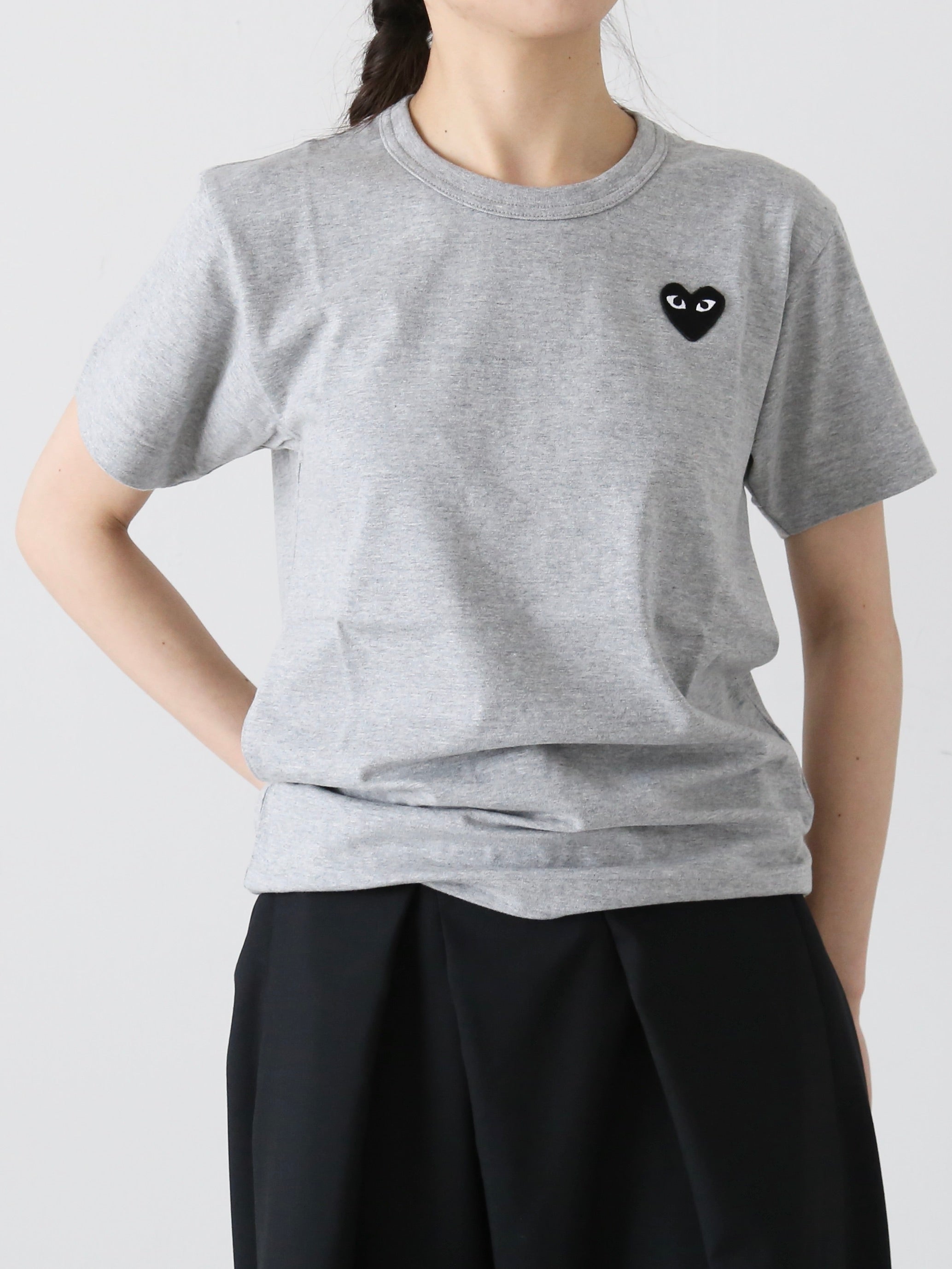PLAY COMME des GARCONS Tシャツ(グレー×ブラック) [AX-T076-051]