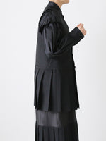 Load image into Gallery viewer, noir kei ninomiya エステルギャバジンベスト [3R-A005-051]
