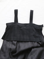 Load image into Gallery viewer, noir kei ninomiya  エステルギャバジンワンピース [3R-O006-051]
