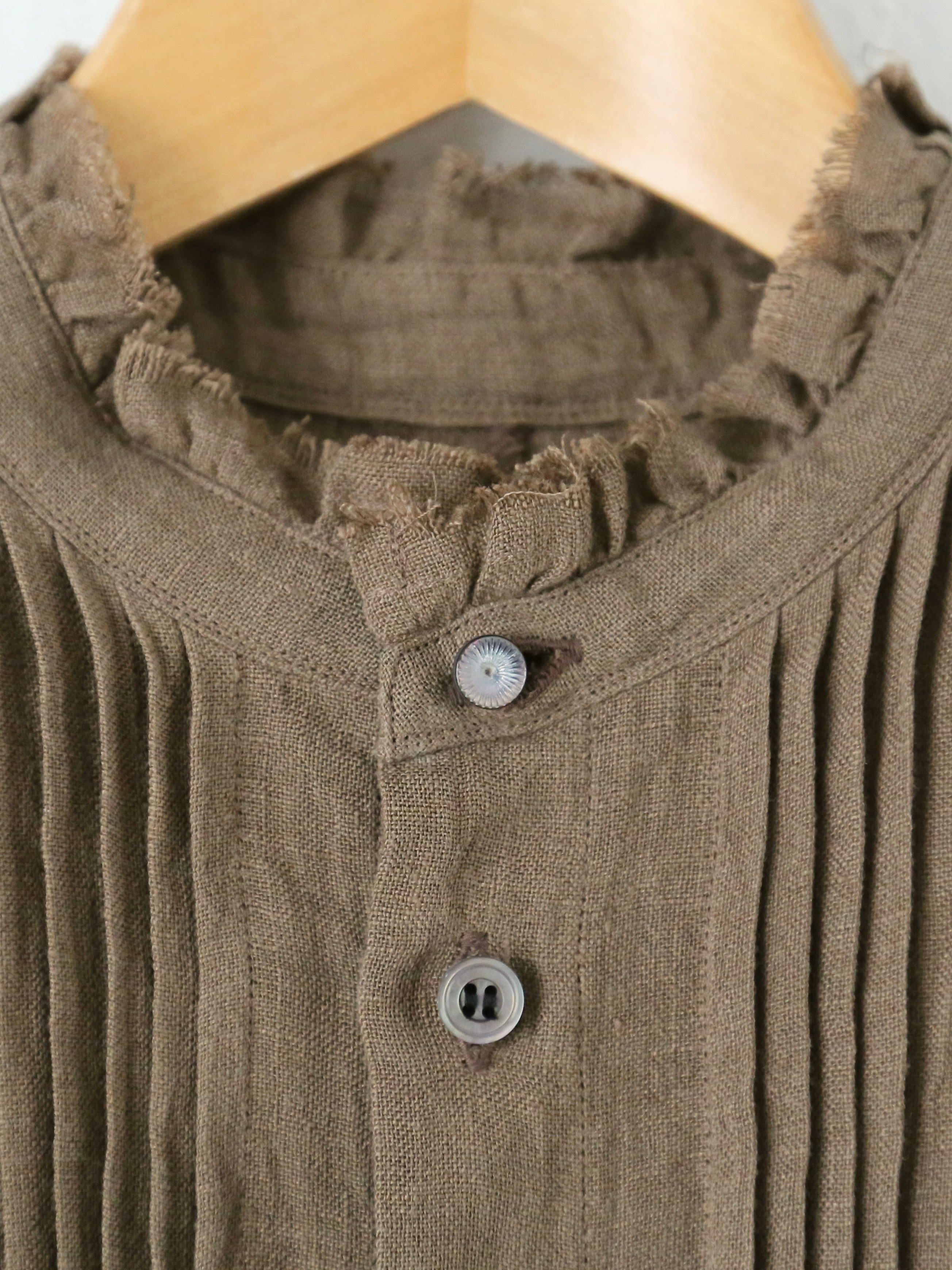 suzuki takayuki ピンタックブラウス [A261-06]