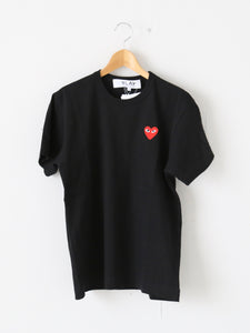 PLAY COMME des GARCONS Tシャツ(ブラック×レッド) [AX-T108-051]