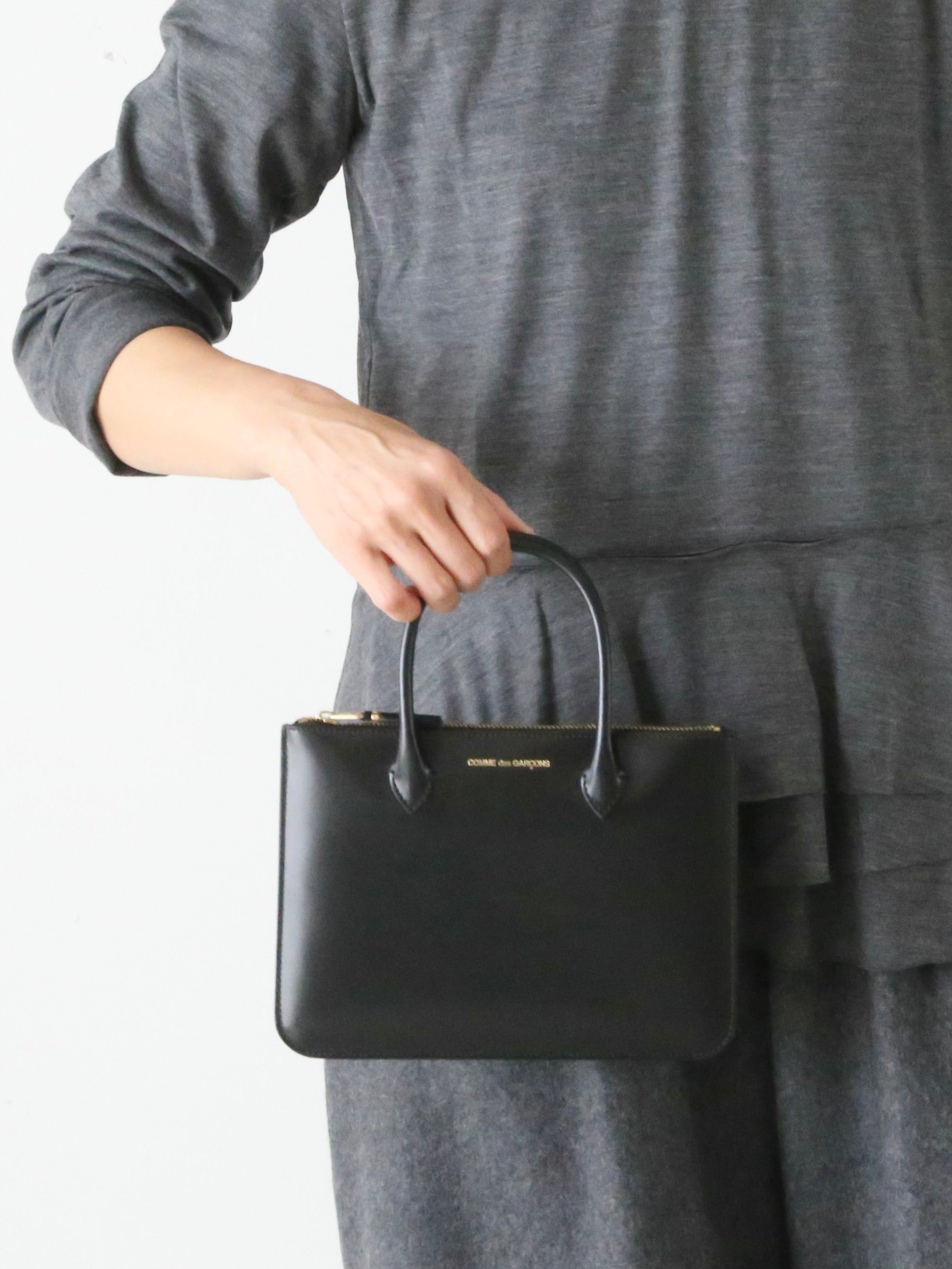 Wallet COMME des GARCONS ハンドルバッグ [8Z-U510-051]