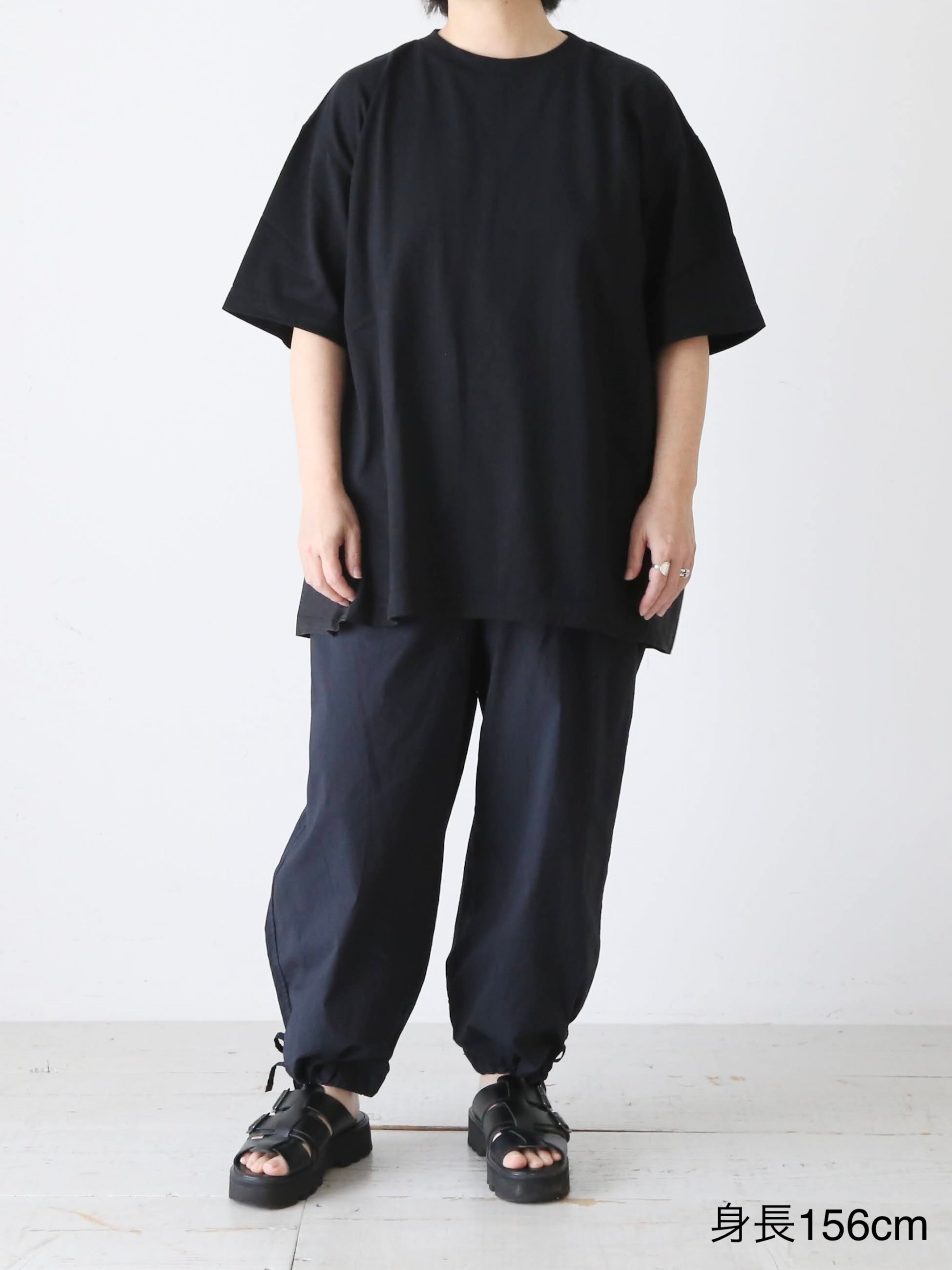 TOUJOURS(トゥジュー) コンビネーションTシャツ TOUJOURS コンビネーションTシャツ コットン×シルク ブラック 肘丈 – CREER
