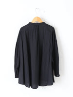 画像をギャラリービューアに読み込む, suzuki takayuki ラッフルブラウス [A261-16]
