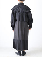 Load image into Gallery viewer, noir kei ninomiya  エステルギャバジンワンピース [3R-O006-051]
