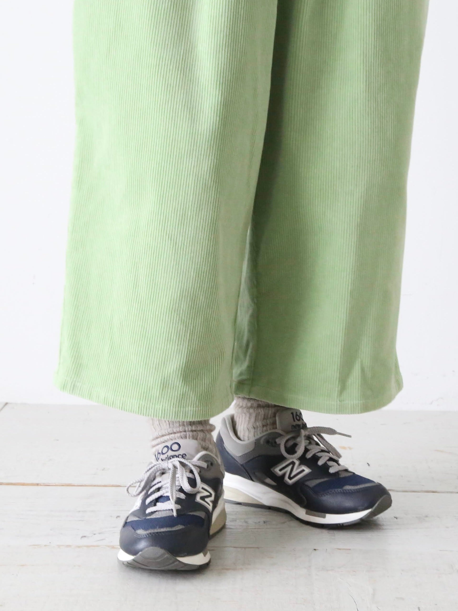 R&D.M.Co- コーデュロイゴムパンツ [7752]