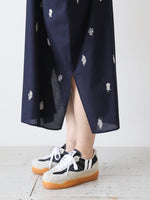 Load image into Gallery viewer, tao 綿クロス刺繍ワンピース [TQ-O003-051]
