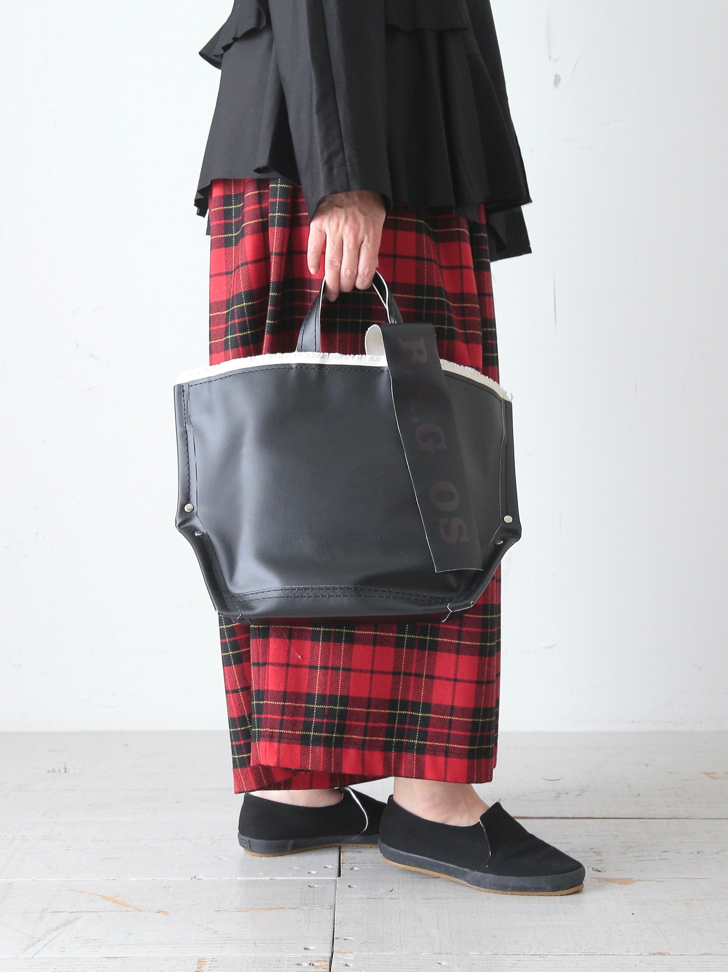 ebagos Y字トートM・6号PVCキャンバス(IVBK) [15608]