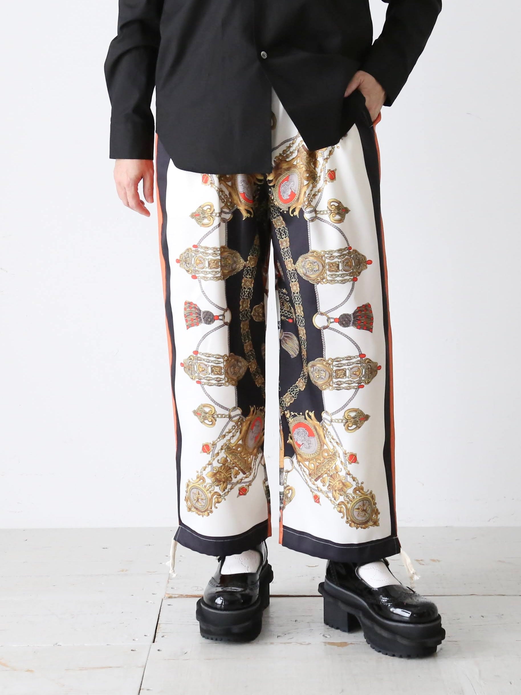 tao エステルスカーフ柄プリントMIXパンツ A柄 [TP-P006-051-A]