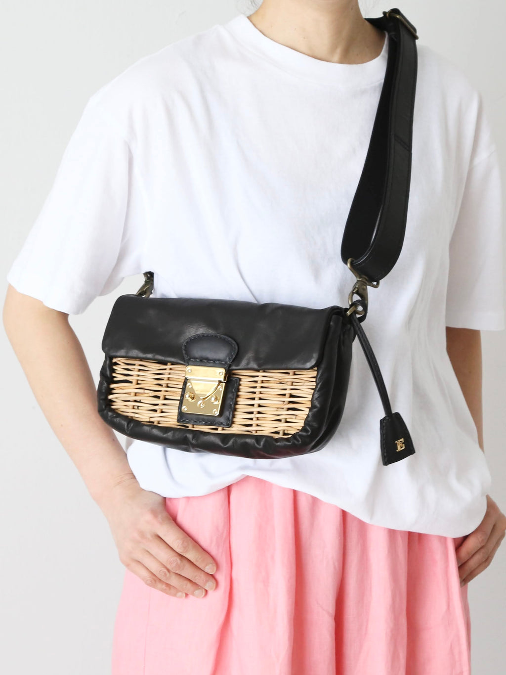 ebagos エバゴス 日本製 かごバッグ・レザーバッグ 一点もの – CREER