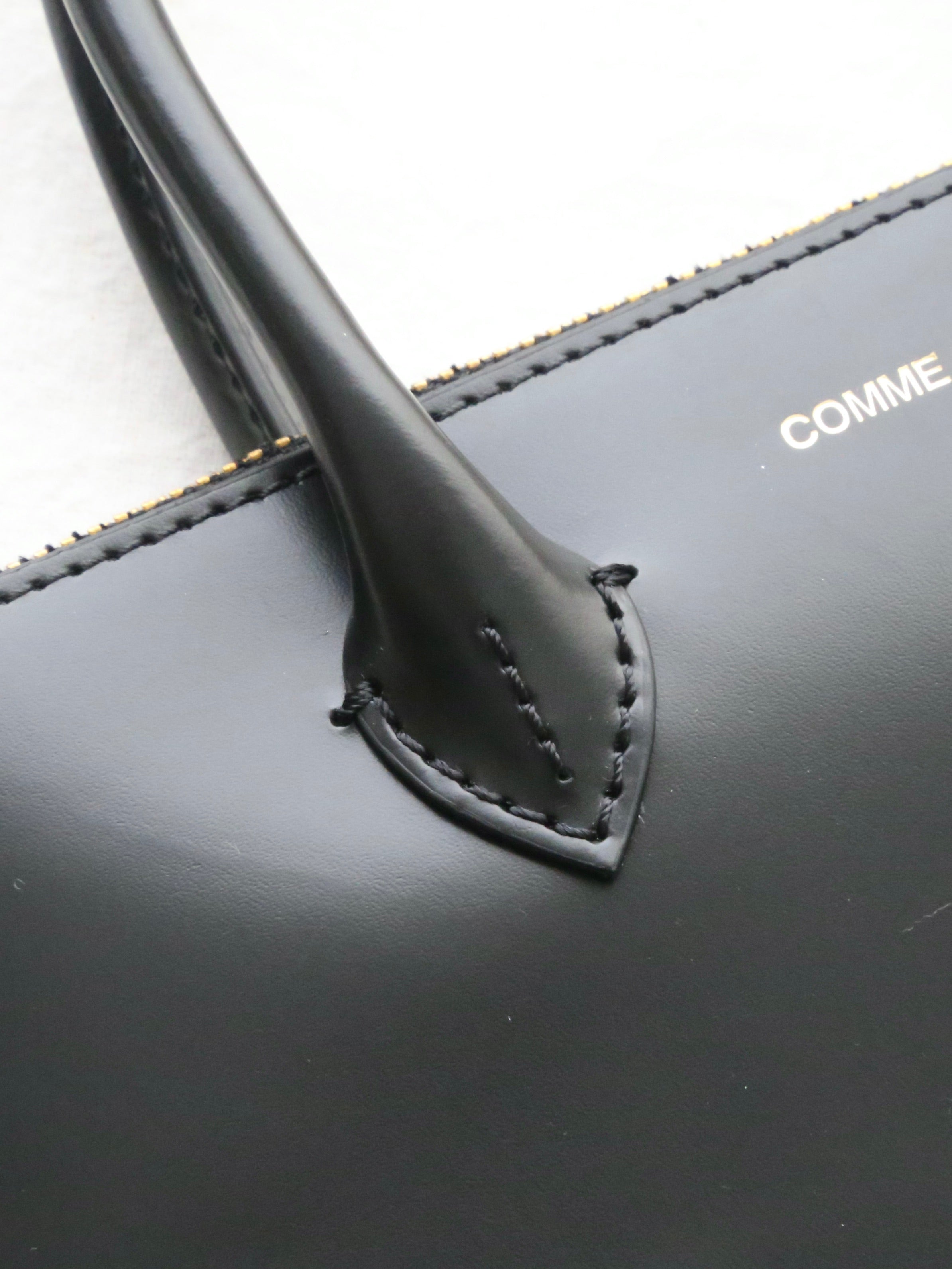 Wallet COMME des GARCONS ハンドルバッグ [8Z-U510-051]