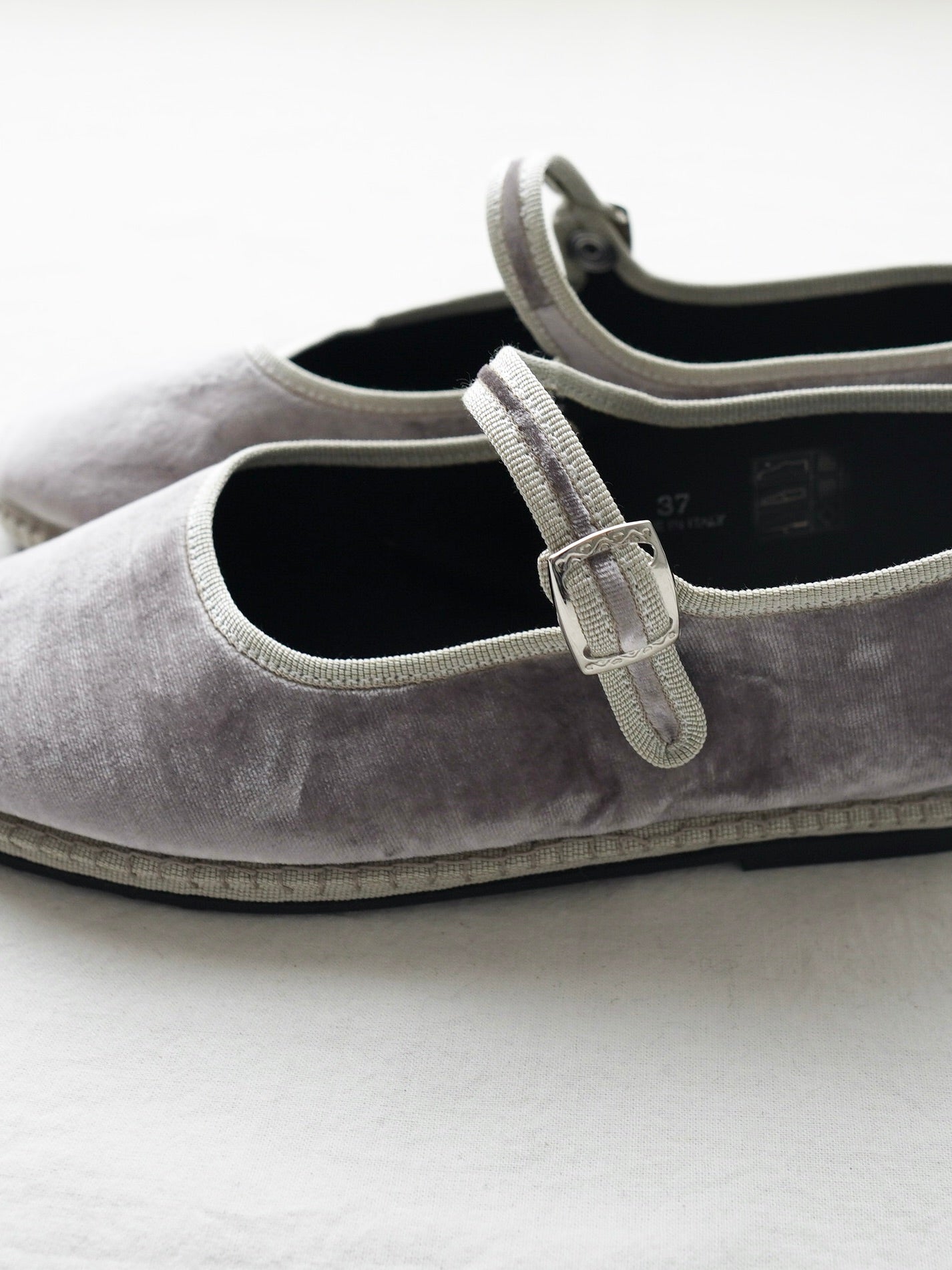 Sciuscia メリージェーン モーニングフォグ