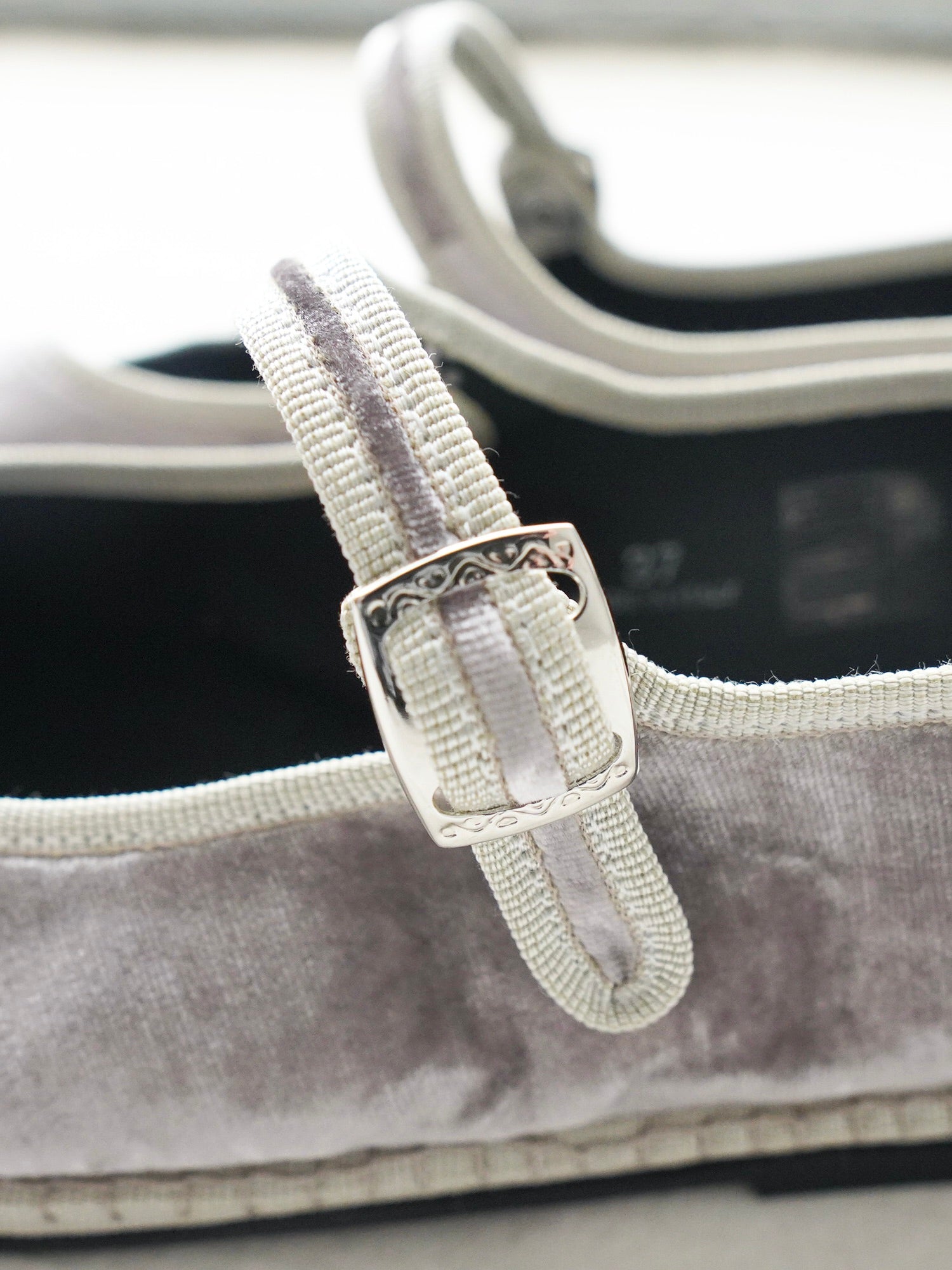 Sciuscia メリージェーン モーニングフォグ