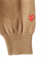 画像をギャラリービューアに読み込む, PLAY COMME des GARCONS Vネックカーディガン(スモールレッドハート) [AX-N092-051--CAMEL]
