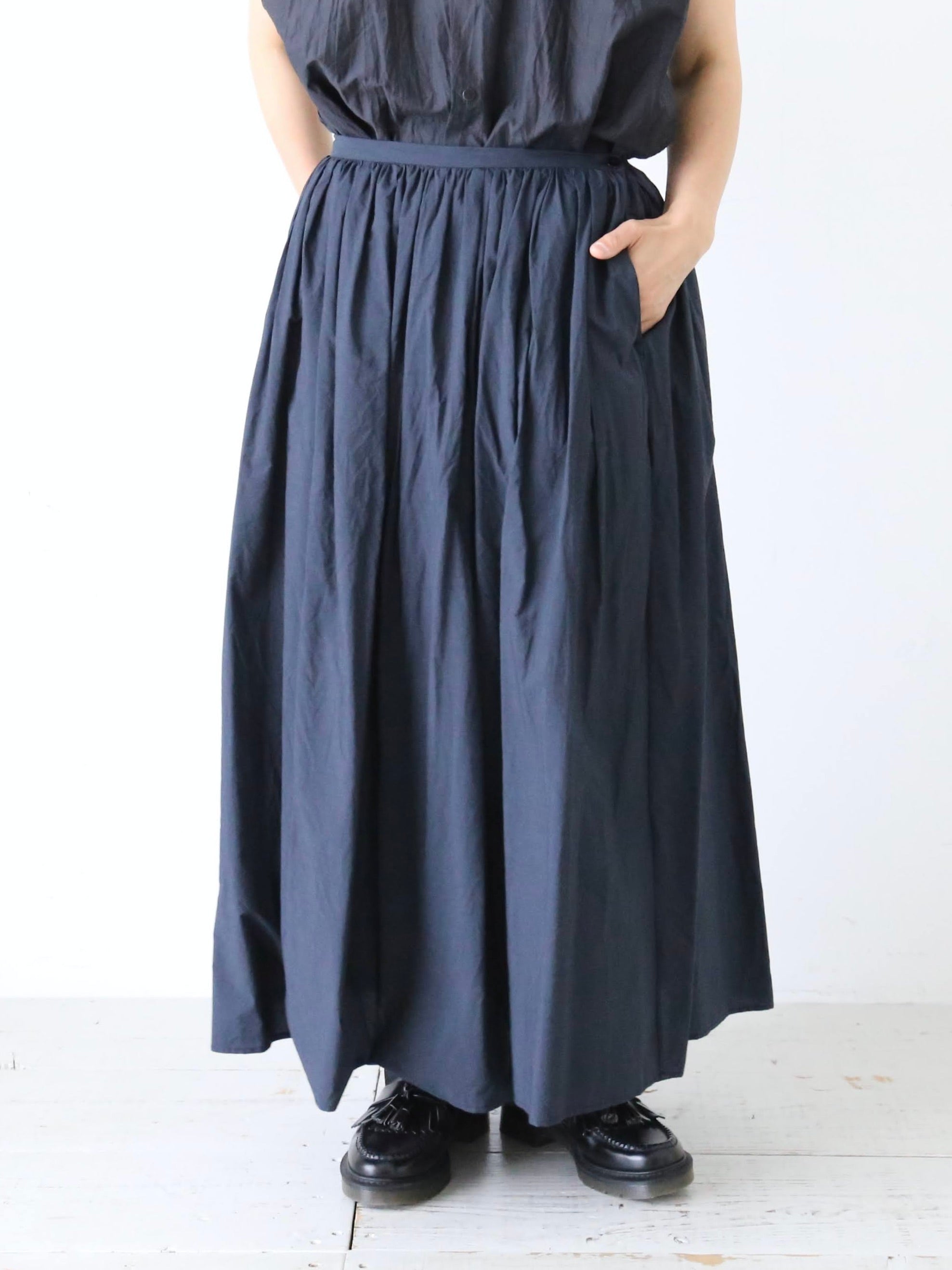 TOUJOURS ランダムプリーテッドマキシスカート [TM42BK04]