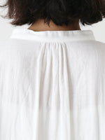 画像をギャラリービューアに読み込む, suzuki takayuki ラッフルブラウス [A261-16]
