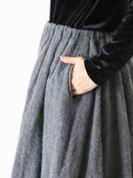 Load image into Gallery viewer, tao ウールツイル先染パンツ [TR-P007-051]
