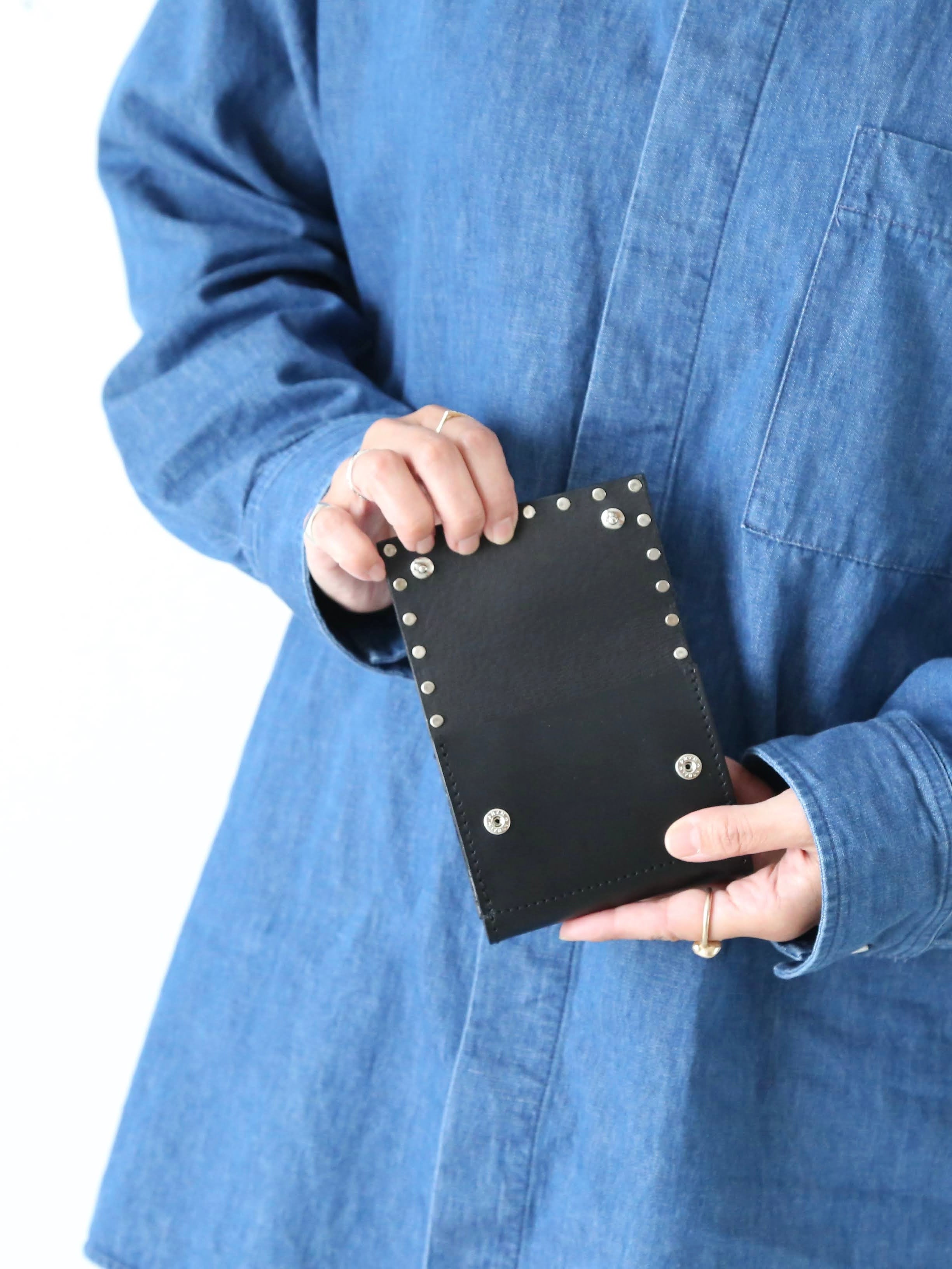 ebagos 三つ折りサイフ オイルショルダー(カシメ＋素押し) [35625]