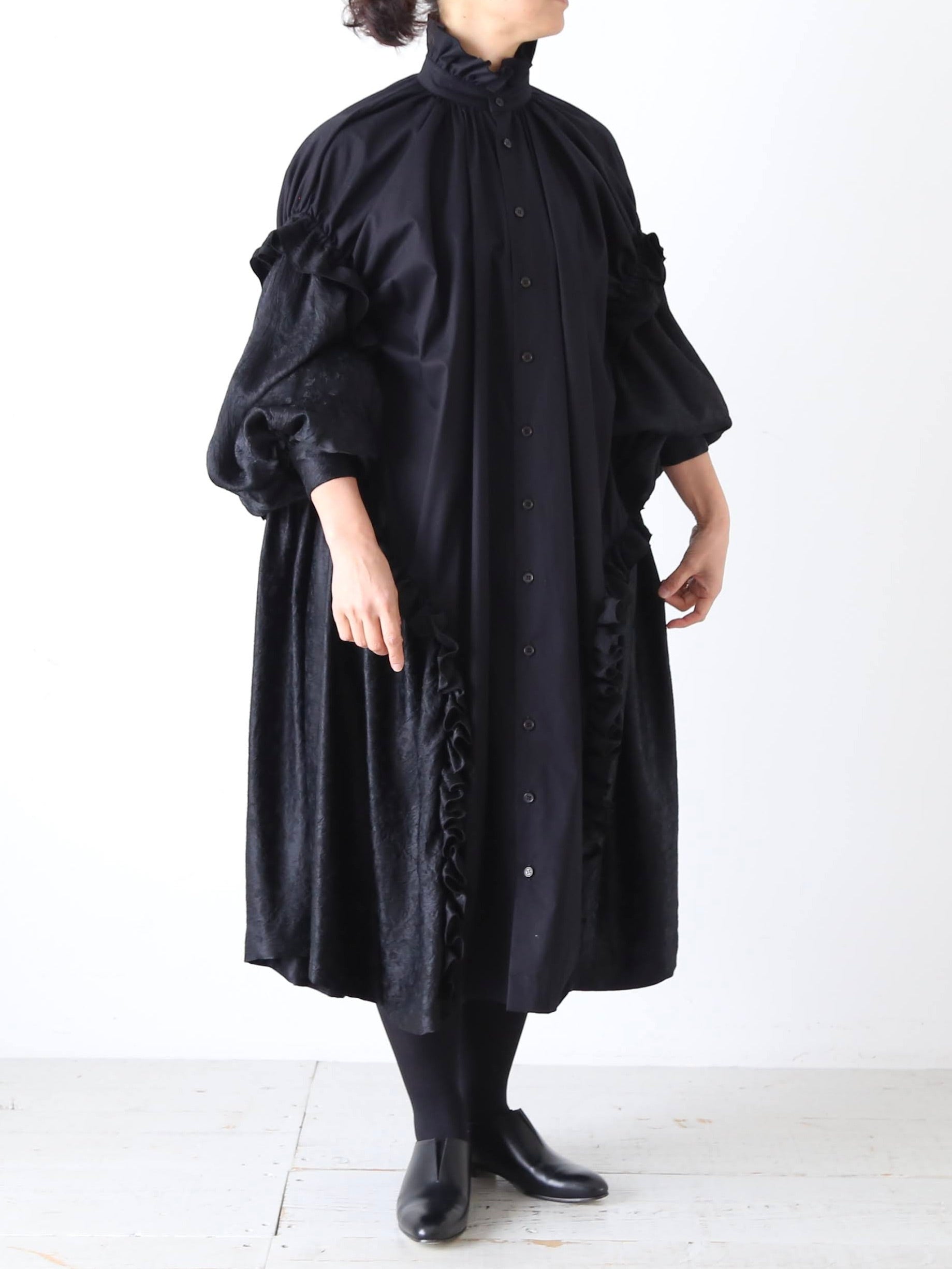 noir kei ninomiya 綿ブロード×アセテートサテンワンピース [3P-O008-051]