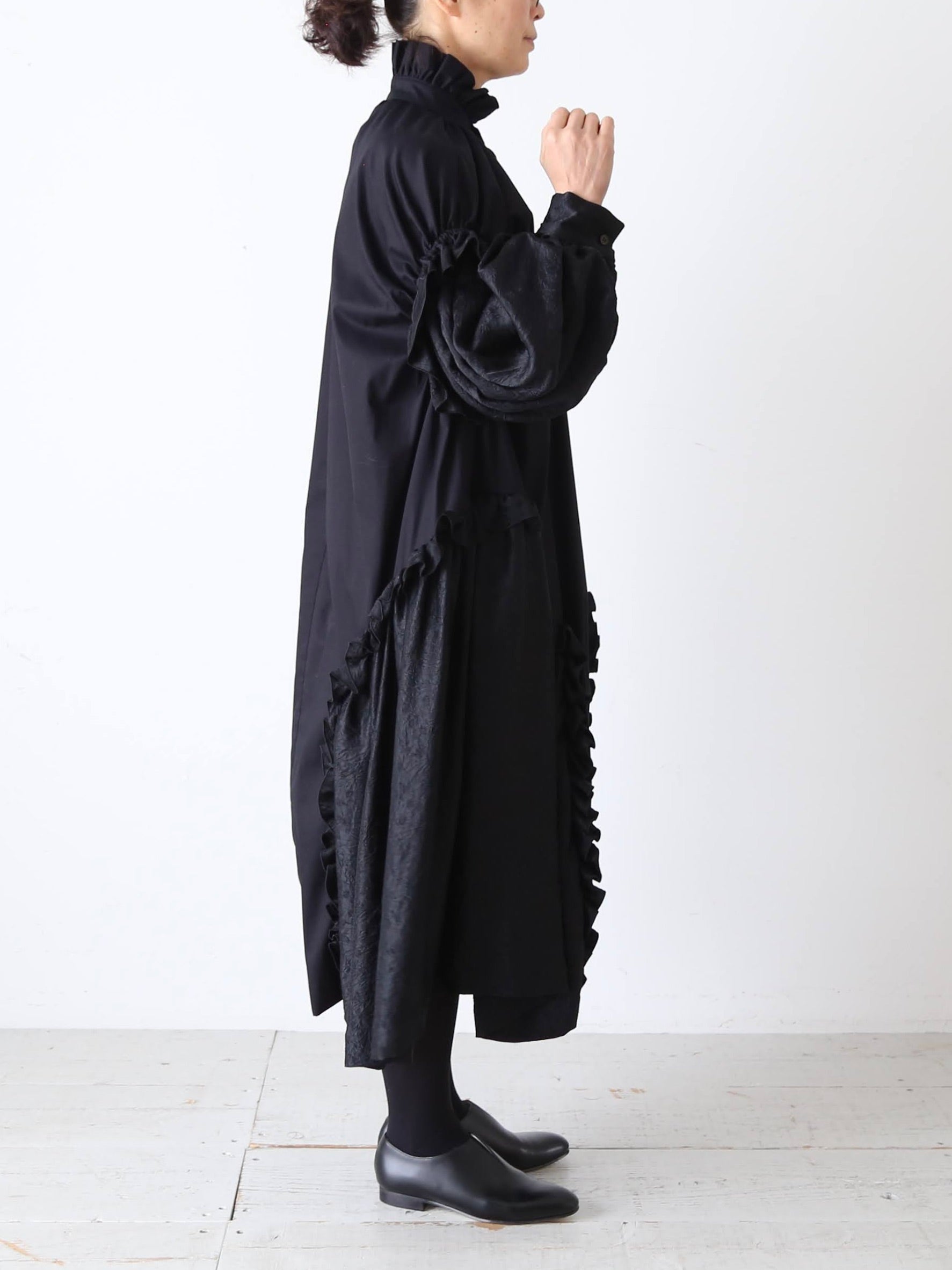 noir kei ninomiya 綿ブロード×アセテートサテンワンピース [3P-O008-051]