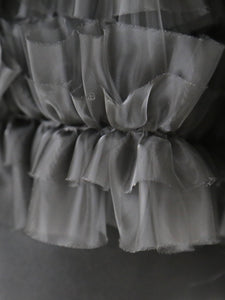 noir kei ninomiya ウールギャバジン×エステルオーガンジースカート