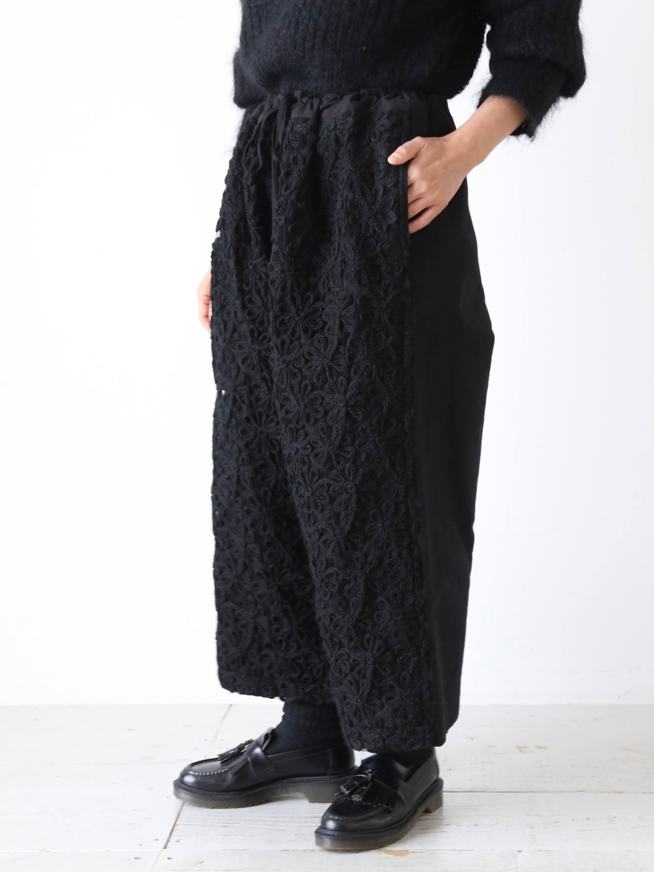 tao ナイロンチュール刺繍×モールスキンパンツ [TN-P004-051]