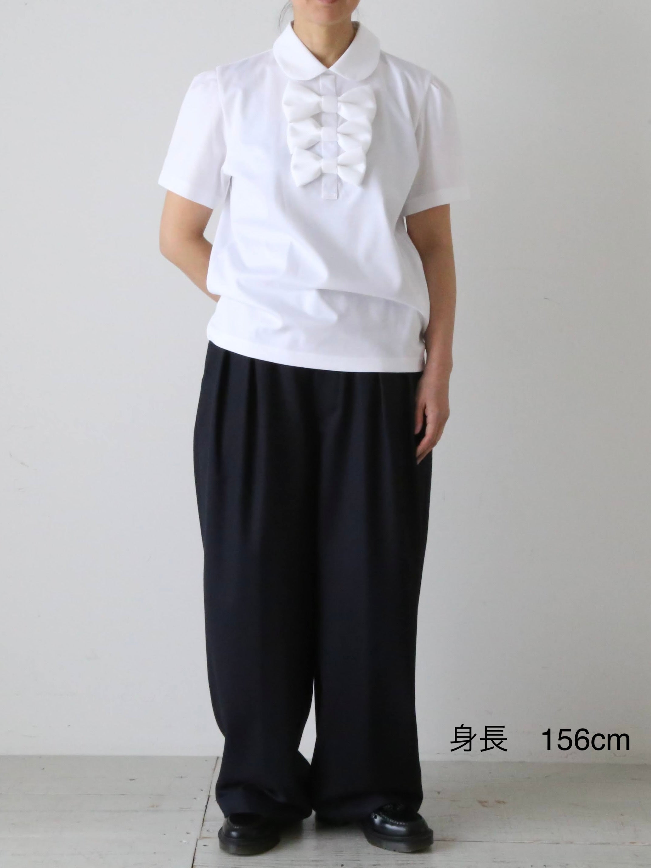 COMME des GARCONS noir Kei ninomiya Tシャツ Noir Kei Ninomiya: Women's Flower Cut Out T-Shirt (Black) | Dover