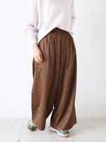 画像をギャラリービューアに読み込む, suzuki takayuki ギャザードパンツⅠ [A261-31]
