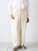 画像をギャラリービューアに読み込む, suzuki takayuki フルーリングワイドストレートパンツ [A262-20]
