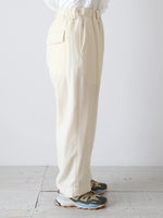 画像をギャラリービューアに読み込む, suzuki takayuki フルーリングワイドストレートパンツ [A262-20]
