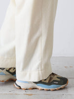 画像をギャラリービューアに読み込む, suzuki takayuki フルーリングワイドストレートパンツ [A262-20]
