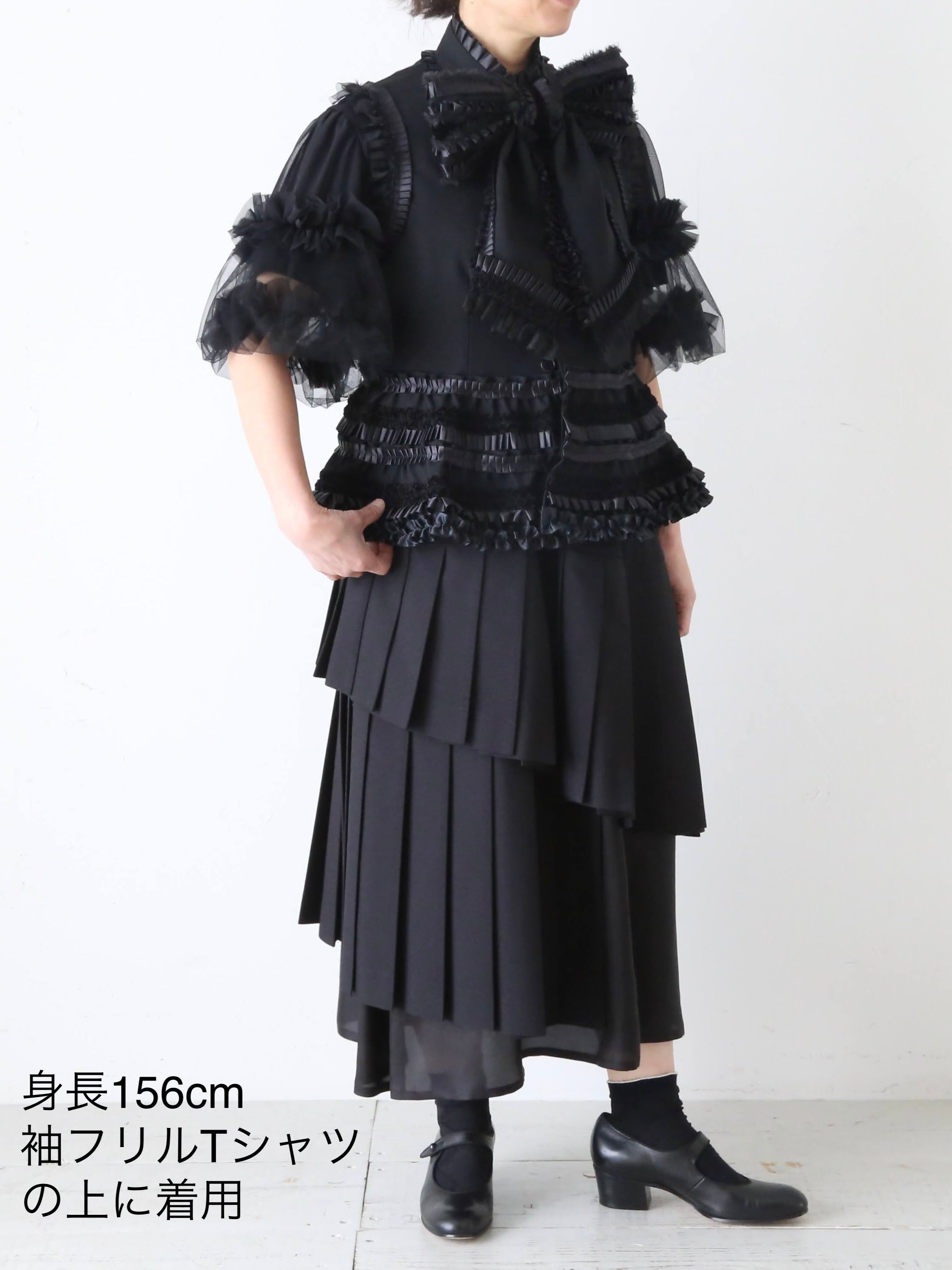 noir kei ninomiya ウールオックス ベスト 胸元リボン 手仕事タック