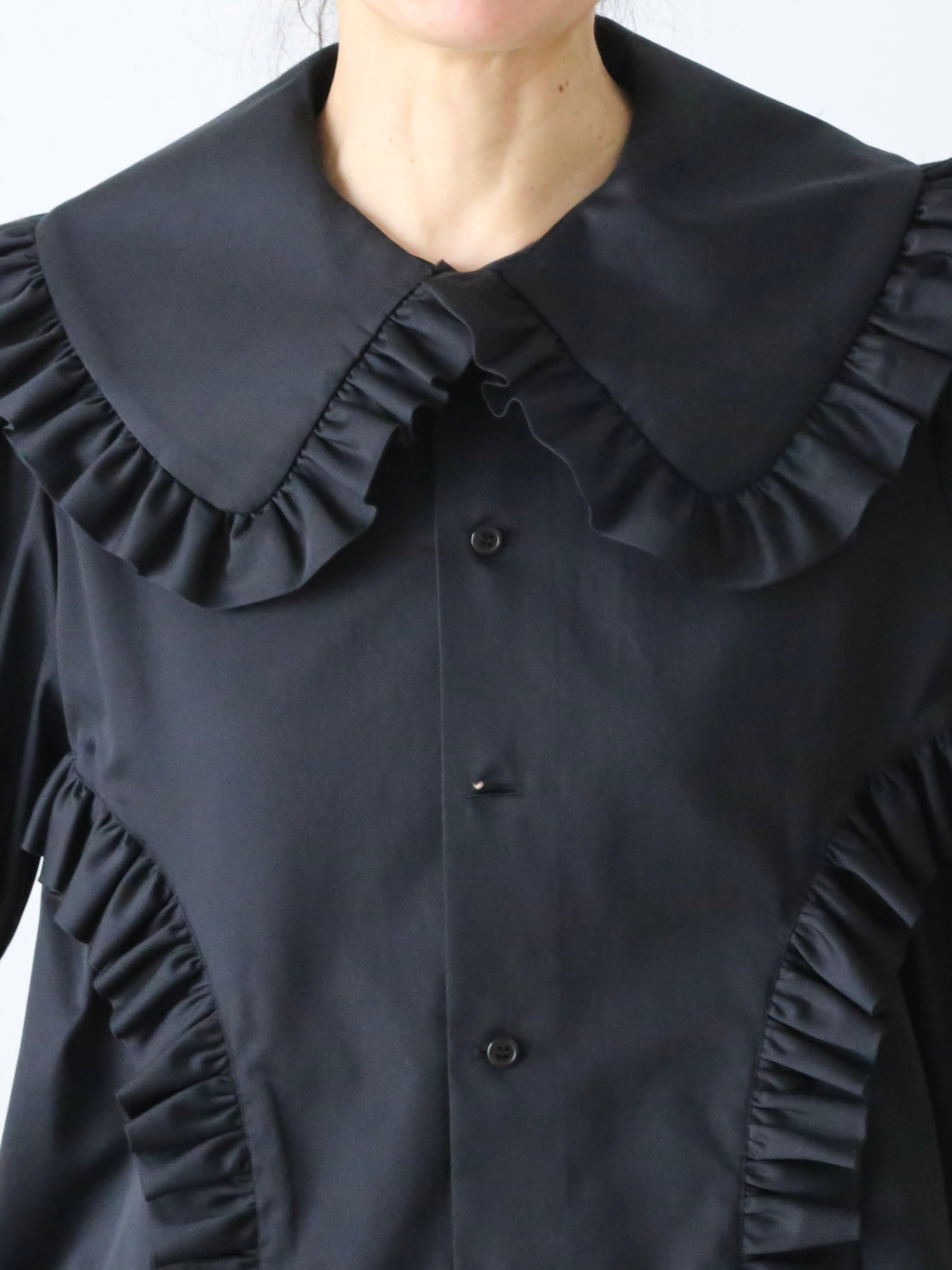 noir kei ninomiya 綿ブロード ブラウス 半袖 丸襟 フリル – CREER