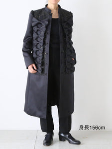 noir kei ninomiya スパンコール ツイード×エステルサテン コート