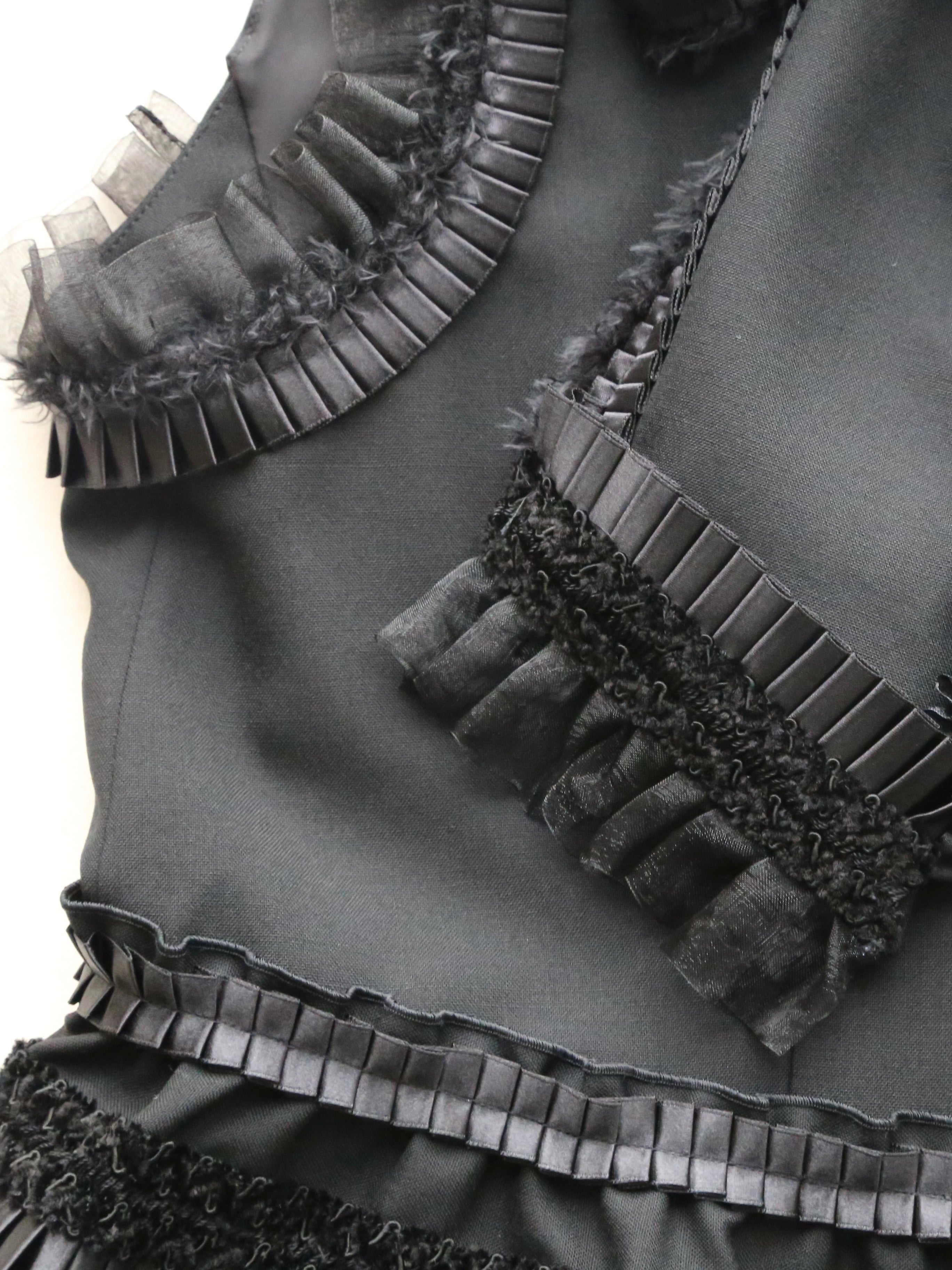 noir kei ninomiya ウールオックス ベスト 胸元リボン 手仕事タック